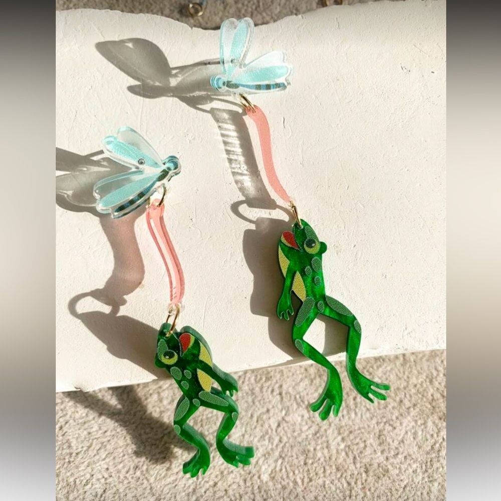 Green Frog Earrings A1638